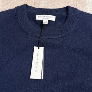New Men's Cashmere Banana Republic Navy Sweater